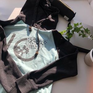 Women’s size S ten tree hoodie